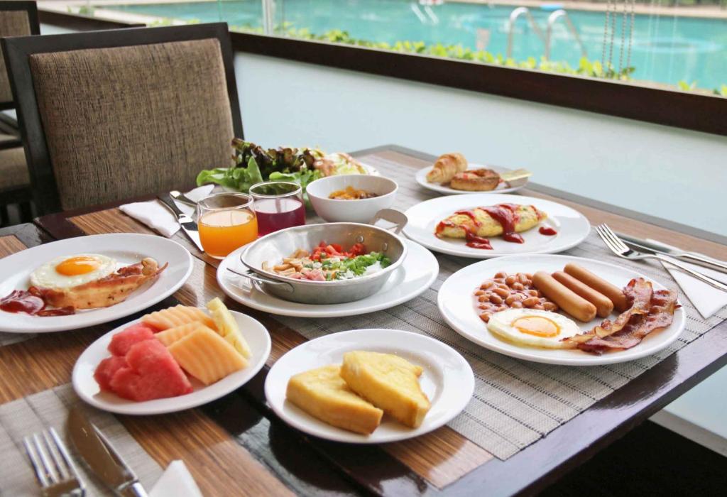 The Imperial Hotel & Convention Centre Korat photo 3