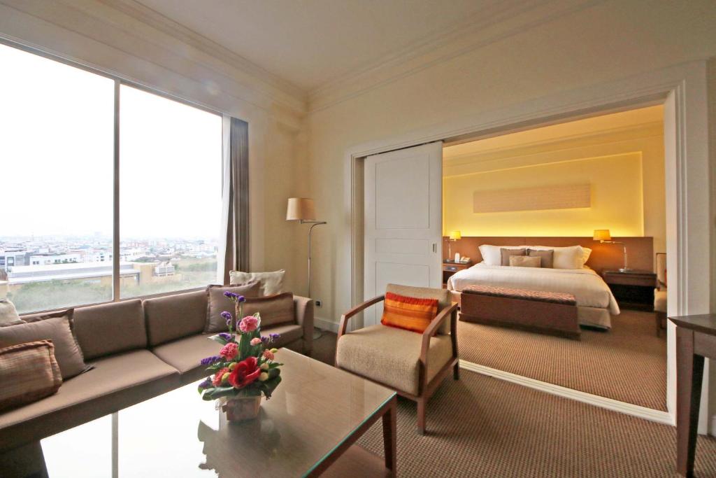 The Imperial Hotel & Convention Centre Korat photo 1