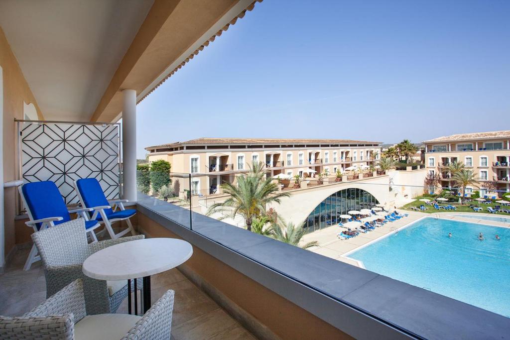 Grupotel Playa de Palma Suites & Spa photo 3