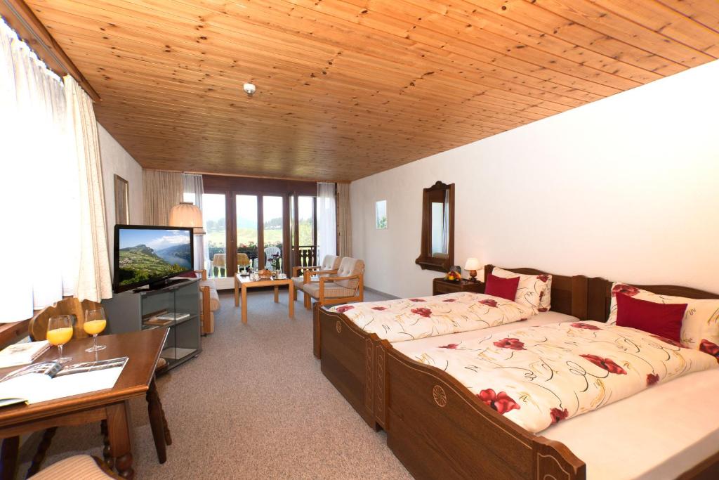 Hotel Arvenbüel photo 4
