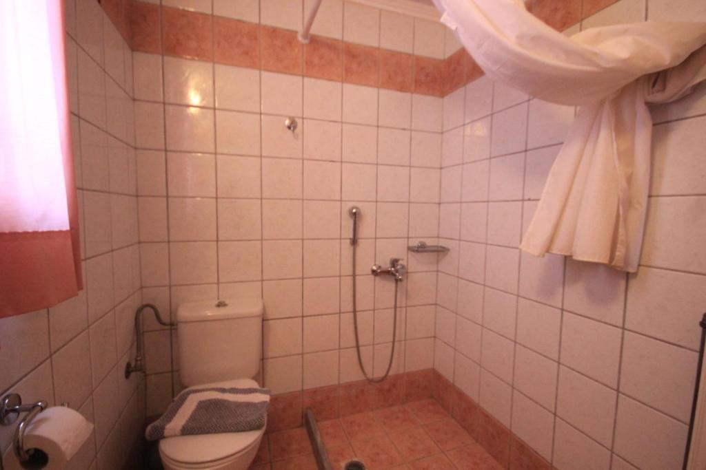 Porto Katsiki Guest Houses photo 2