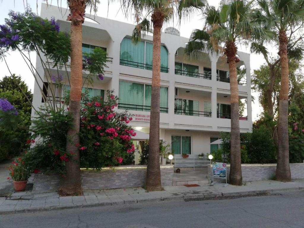 Marianna Hotel Apartments photo 1