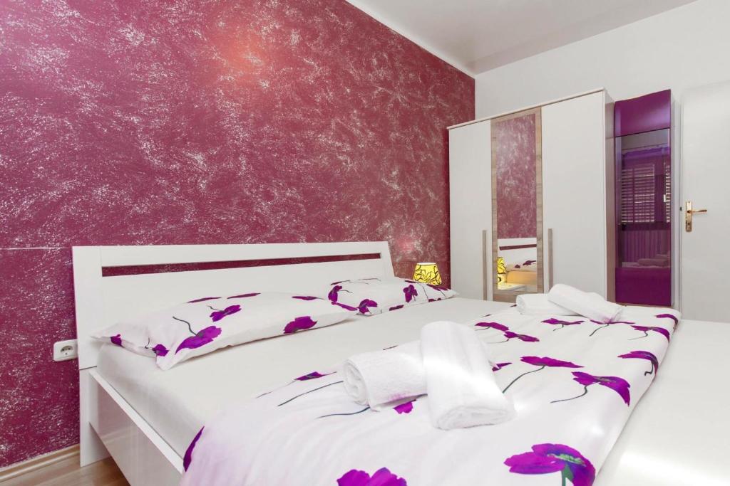 Апартаменты (Апартаменты Делюкс), Apartments Maky & Dino