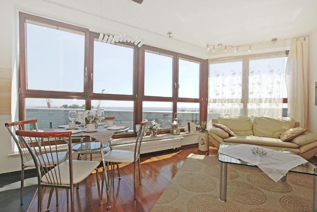 Апартаменты (Апартаменты с видом на море), Apartament Carlos - Sea Towers