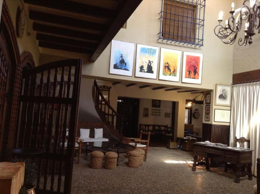 Hotel Mesón de Don Quijote photo 2