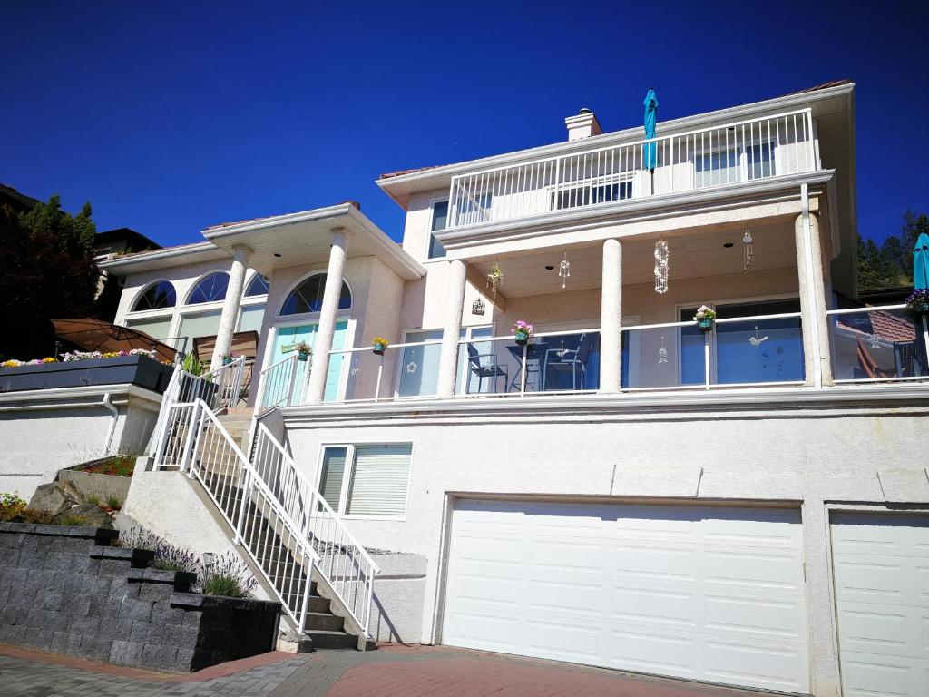 Lakeview Oasis Bed and Breakfast photo 4