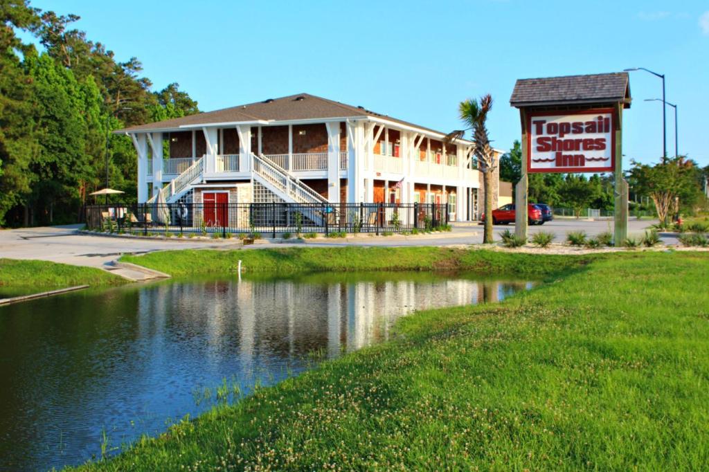 Topsail Shores Inn image