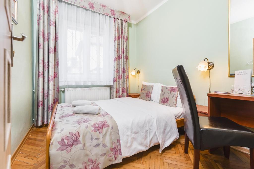 Двухместный (Двухместный номер с 2 отдельными кроватями), Hostel Biały Dom