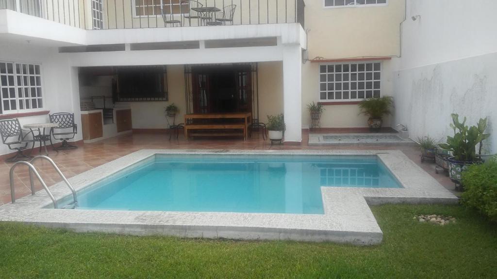 Casa privada completa , para 8 personas para descanso y o trabajo y por habitacion con baño privado para 2 personas compartiendo areas comunes photo 4