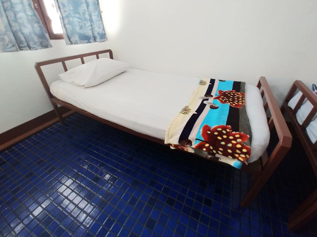 Трехместный (Трехместный номер с собственной ванной комнатой), Prasuri Guest House