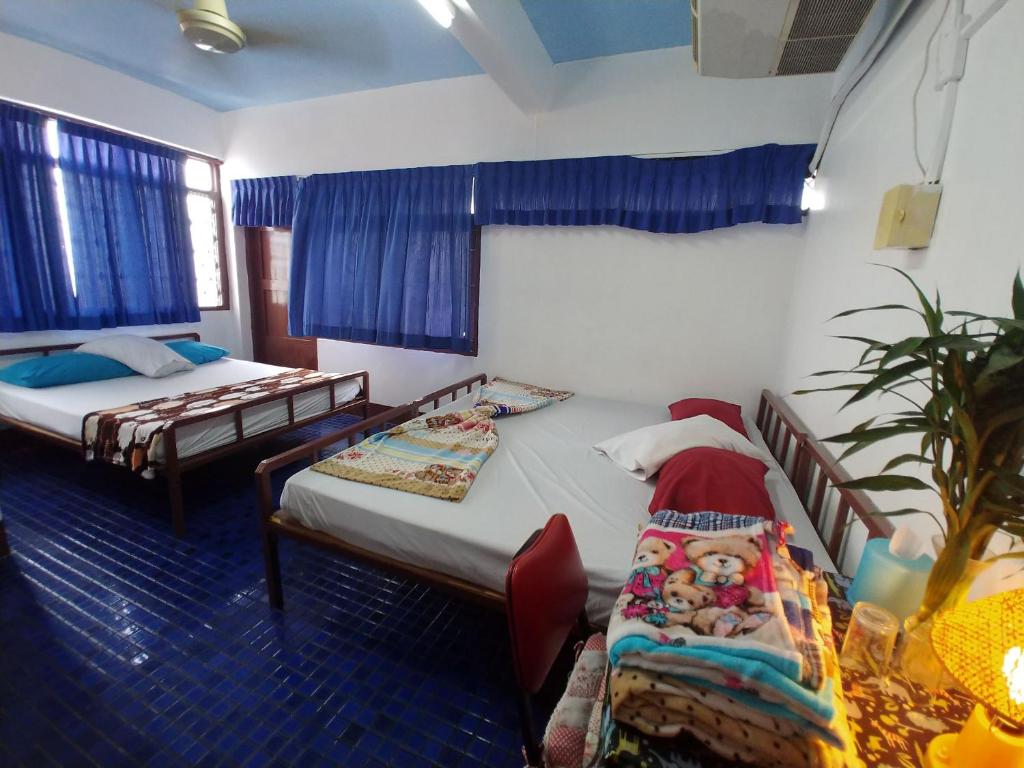 Трехместный (Трехместный номер с собственной ванной комнатой), Prasuri Guest House