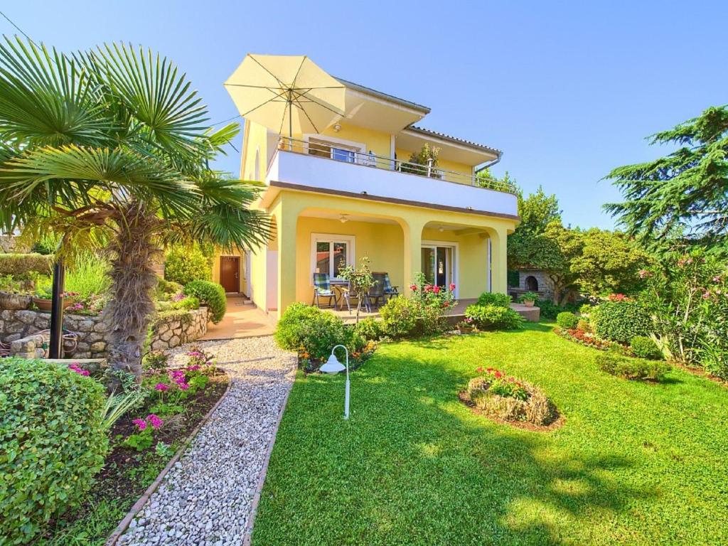 Pleasant Apartment in Vantacici amid the Sea photo 1