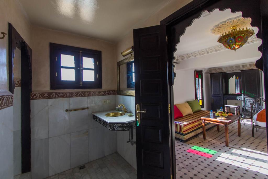 Riad Fes Bab Rcif Sid Aowad & spa photo 1