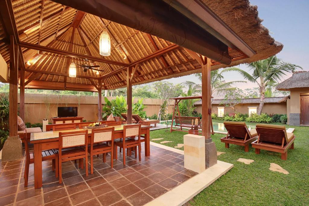 Вилла (Вилла с 4 спальнями, бассейном и бесплатными привилегиями), Ubud Nyuh Bali Resort & Spa