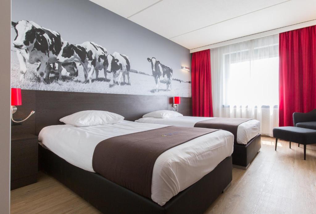 Двухместный (Двухместный номер Делюкс с 2 отдельными кроватями), Bastion Hotel Almere