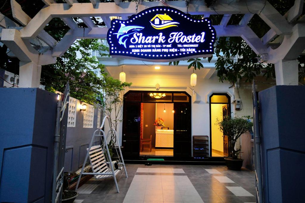 Shark Homestay