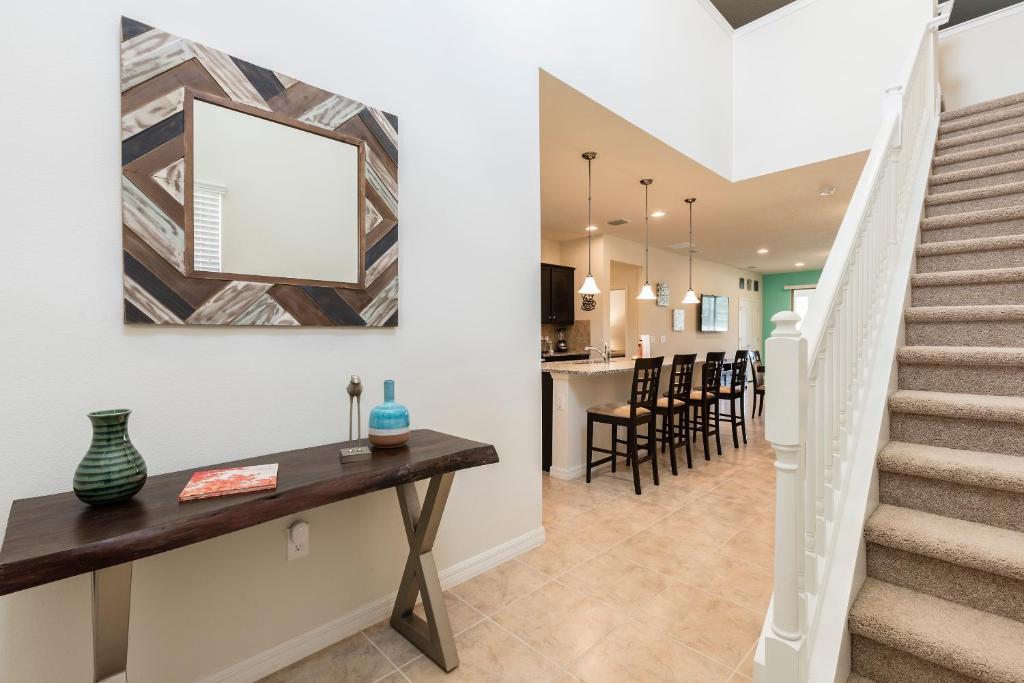 Luxury 6BR Villa in Windsor at Westside Resort photo 1