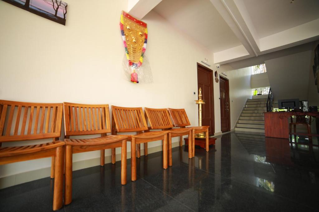 Апартаменты (Апартаменты), Indeevaram Residency