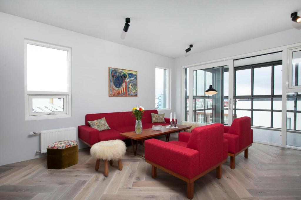 Ocean View Luxury Apartment in Central Reykjavik photo 1