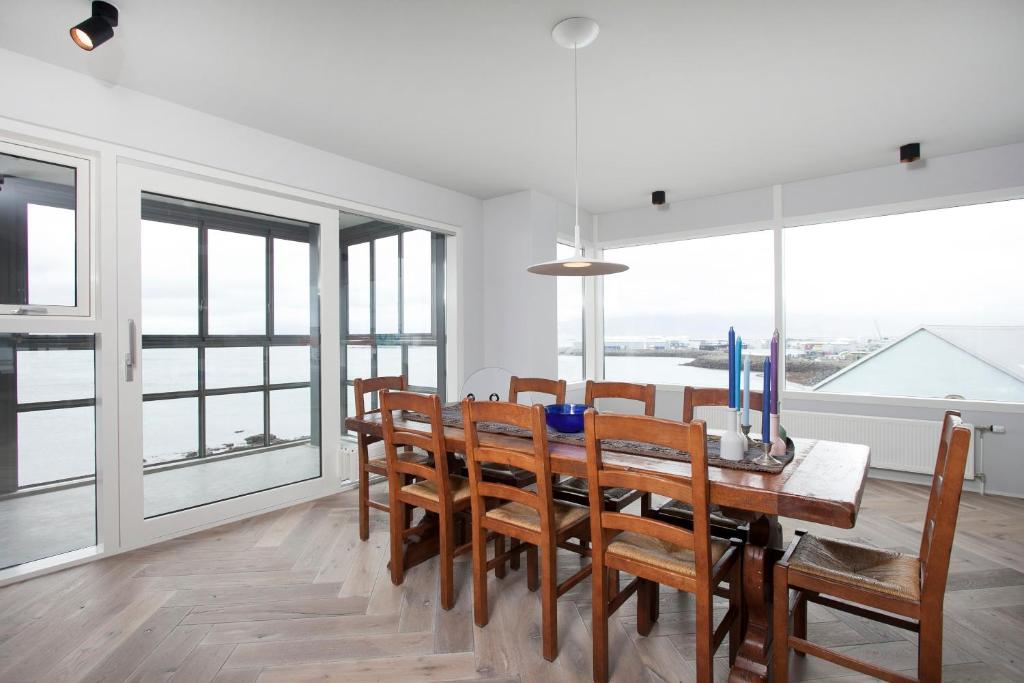 Ocean View Luxury Apartment in Central Reykjavik photo 3