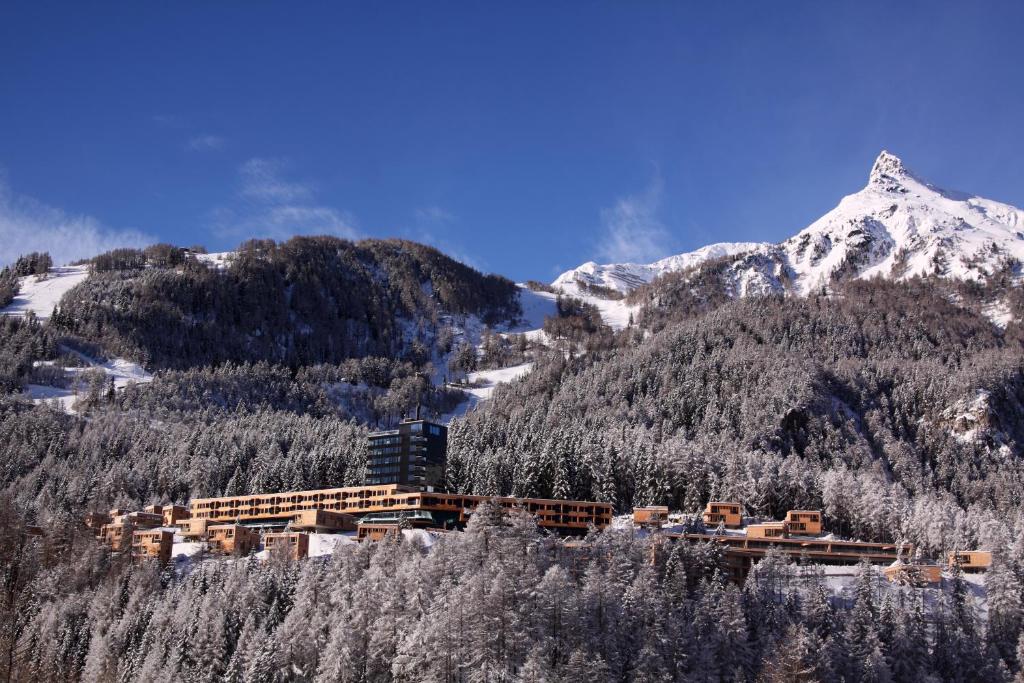 Gradonna Mountain Resort Chalets & Hotel photo 2
