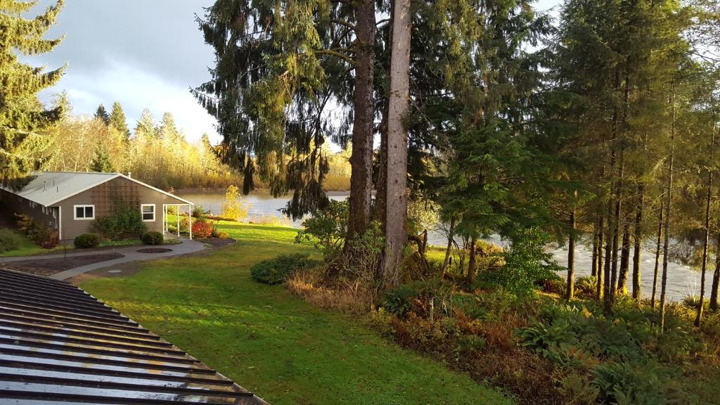 Quillayute River Resort photo 2