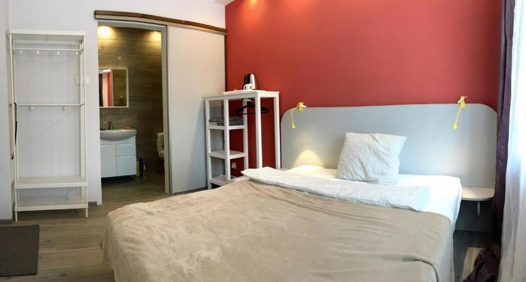 Emilia - Villa & Parking photo 1