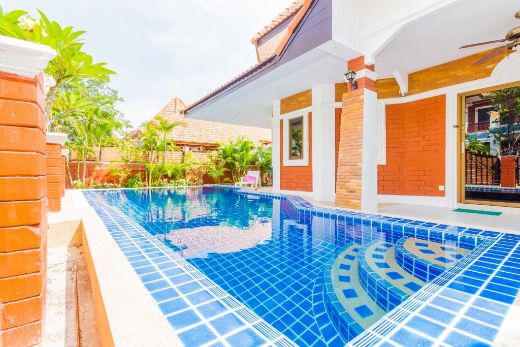 GARDEN VILLA - PATTAYA HOLIDAY HOUSE WALKING STREET 4 bedrooms photo 3