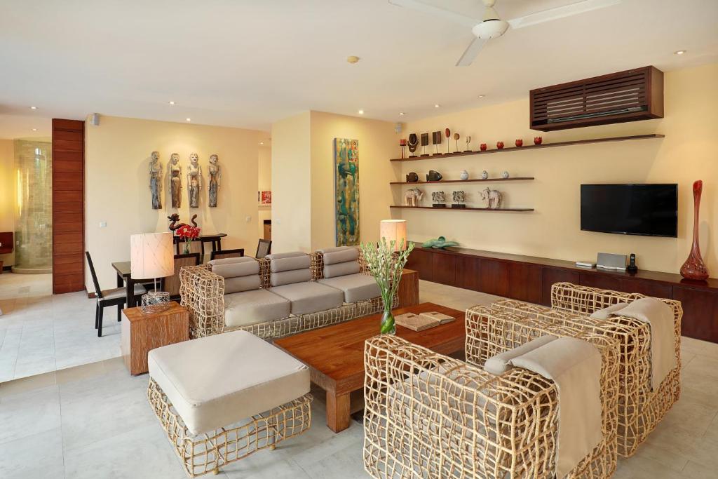 The Elysian Boutique Villa Hotel - Tap to explore photos