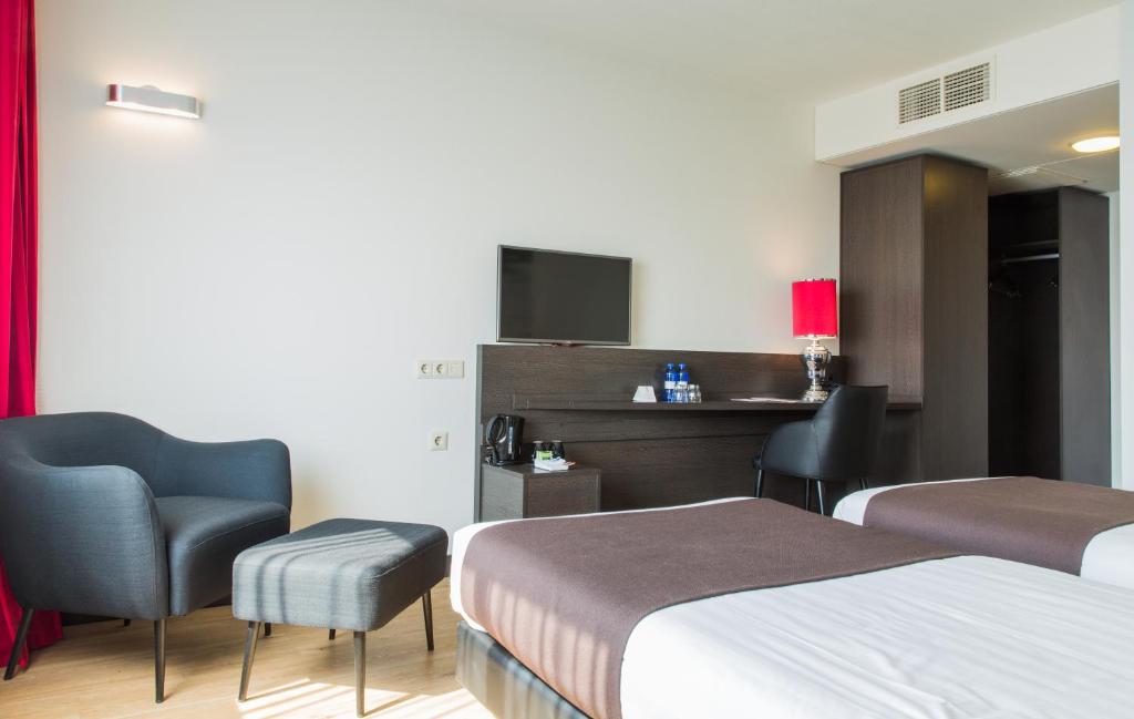 Best Western Plus Amsterdam Airport Hotel photo 2