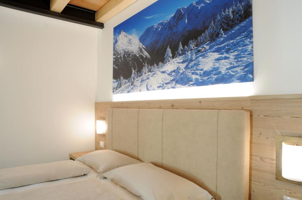 TOURING HOTEL & SPA photo 2