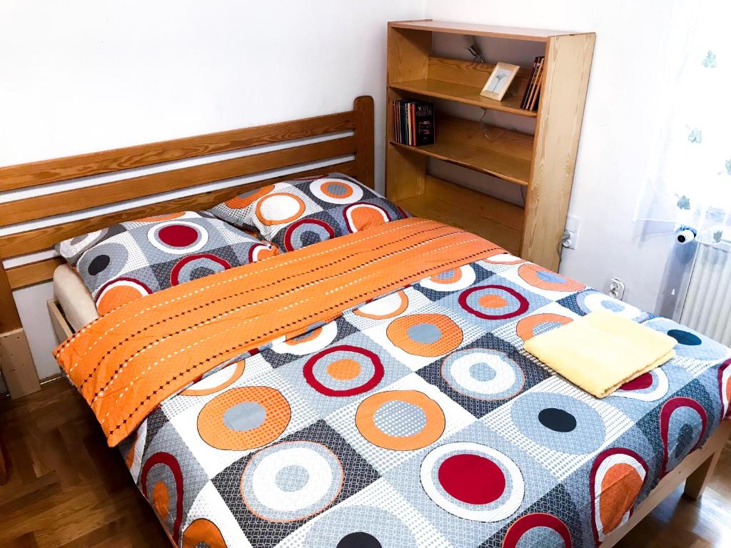 Sunny apartment. 5 minutes walk from Main Sqare., Krakow