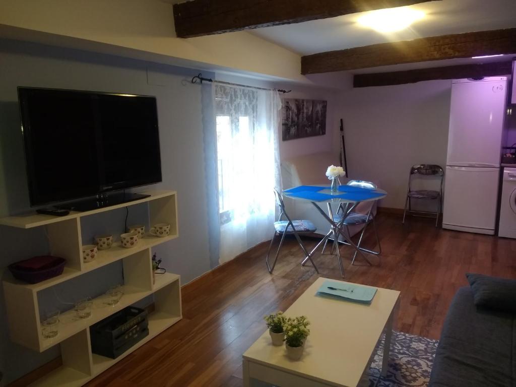 Apartamento entreHoces Plaza Mayor photo 4