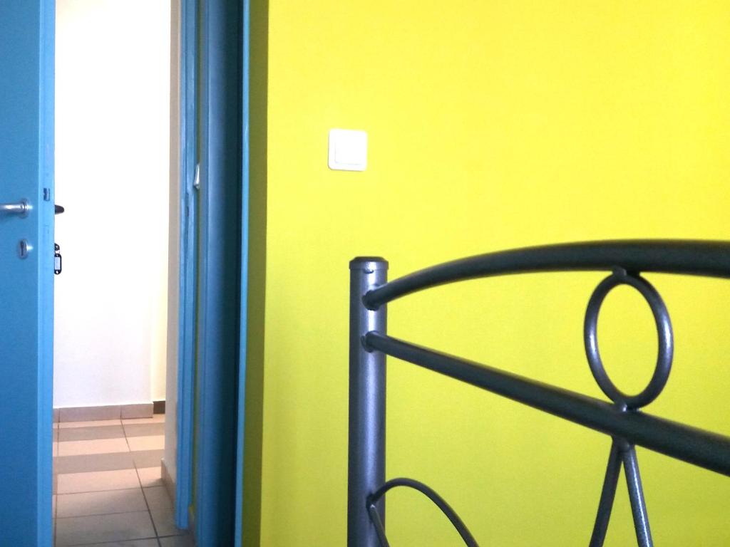 Трехместный (Трехместный номер с террасой), Welcommon Hostel