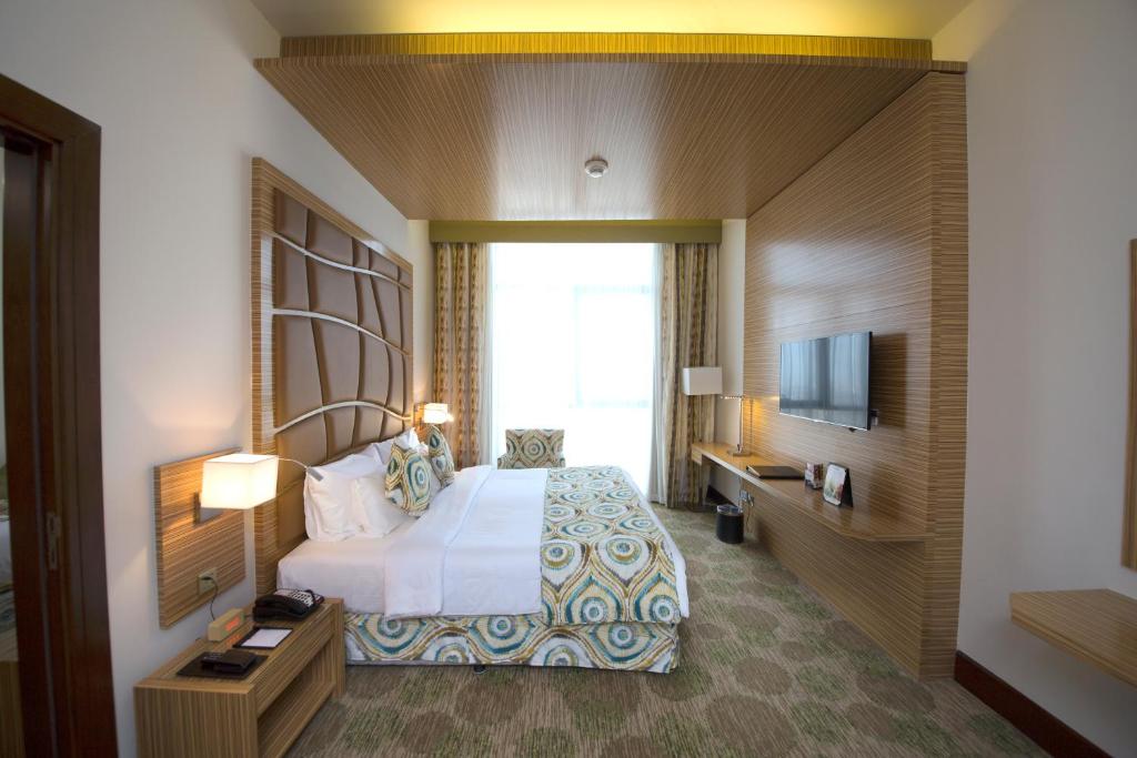 Сьюит (Люкс с 1 спальней), Отель Best Western Plus Pearl Creek Hotel