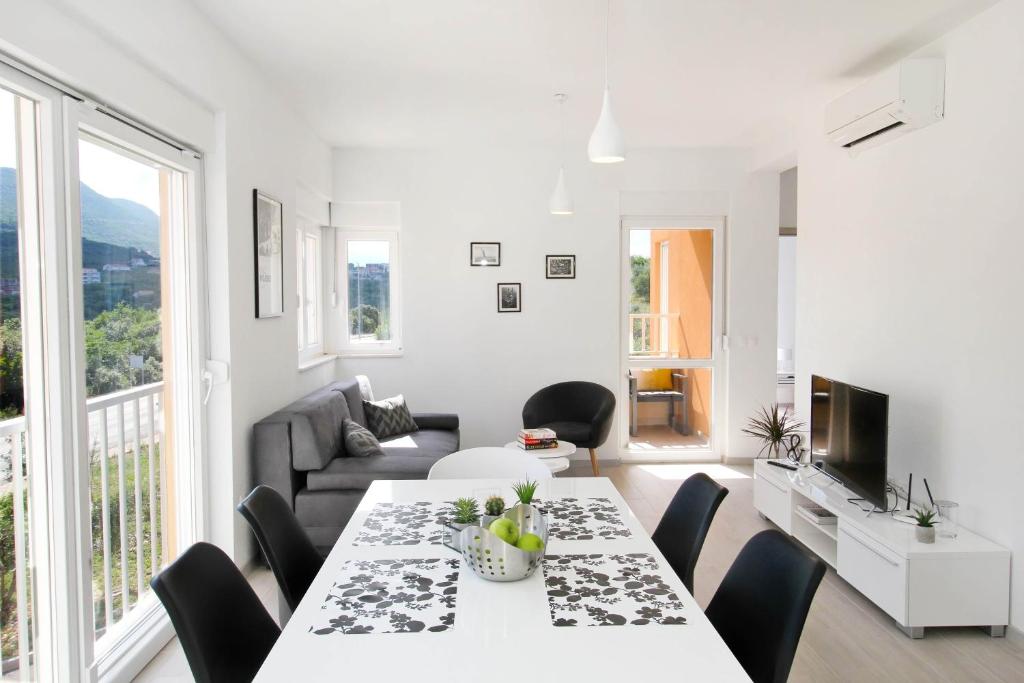 Bacan Family Apartments photo 4