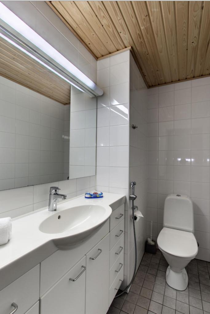 Апартаменты (Апартаменты с 3 спальнями — Ruoholahti), Gella Serviced Apartments