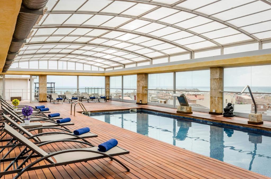Exe Cunit Suites & Spa photo 2