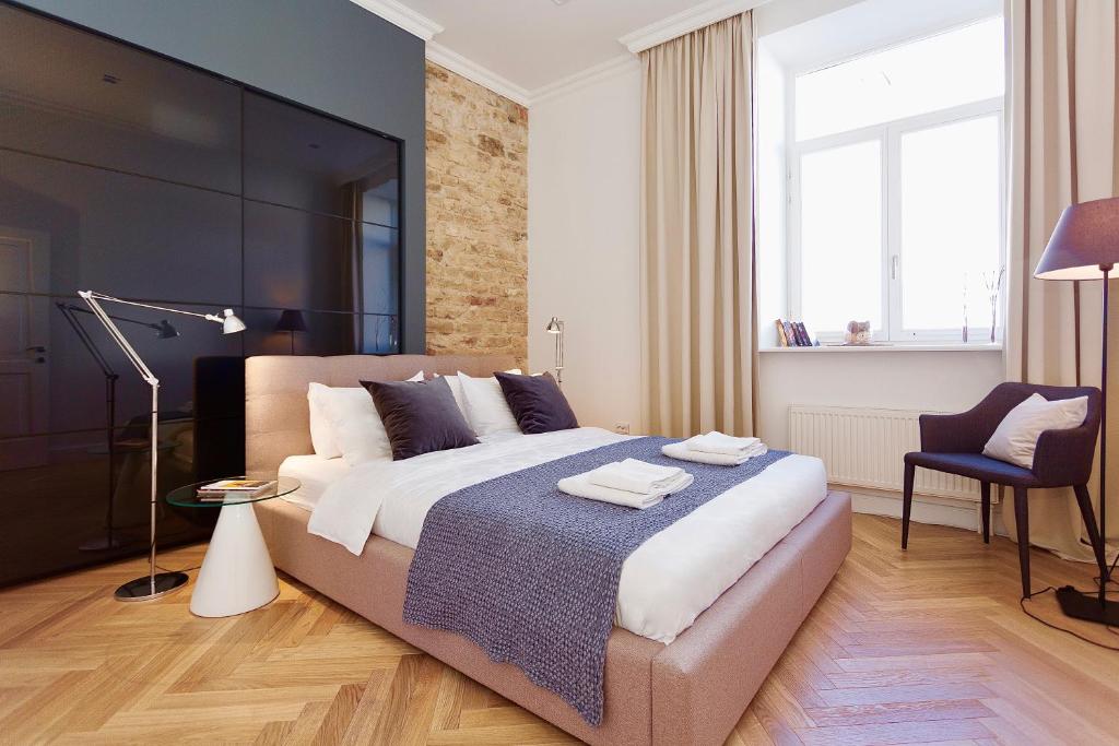 Апартаменты (Роскошные апартаменты с 1 спальней - ул. Didzioji 39), Vilnius Apartments & Suites - Town Hall