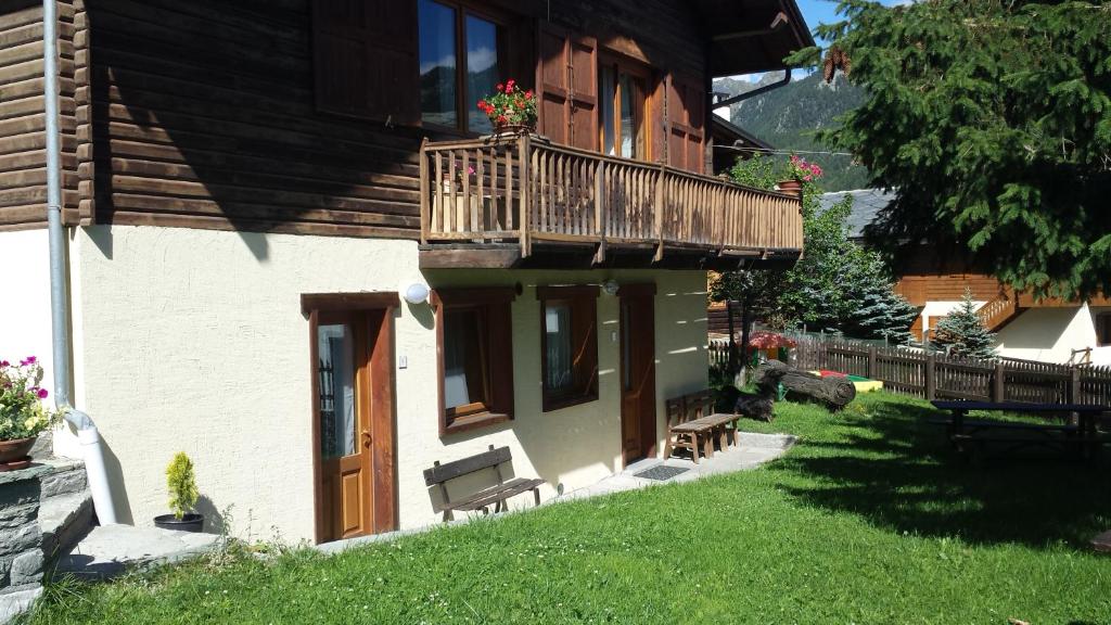 Family Apartments Le Chalet photo 1