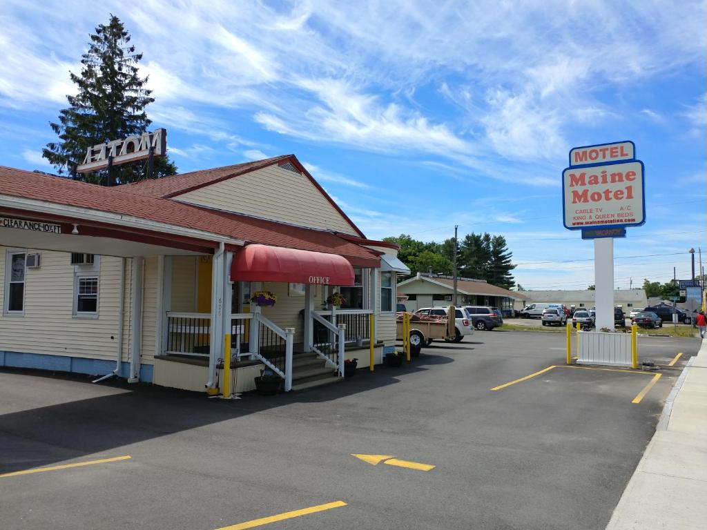 Maine Motel image
