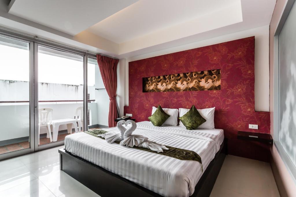 Двухместный (Staycation Offer Deluxe Double Room  + 10% Disc F&B), Курортный отель 7Q Resident