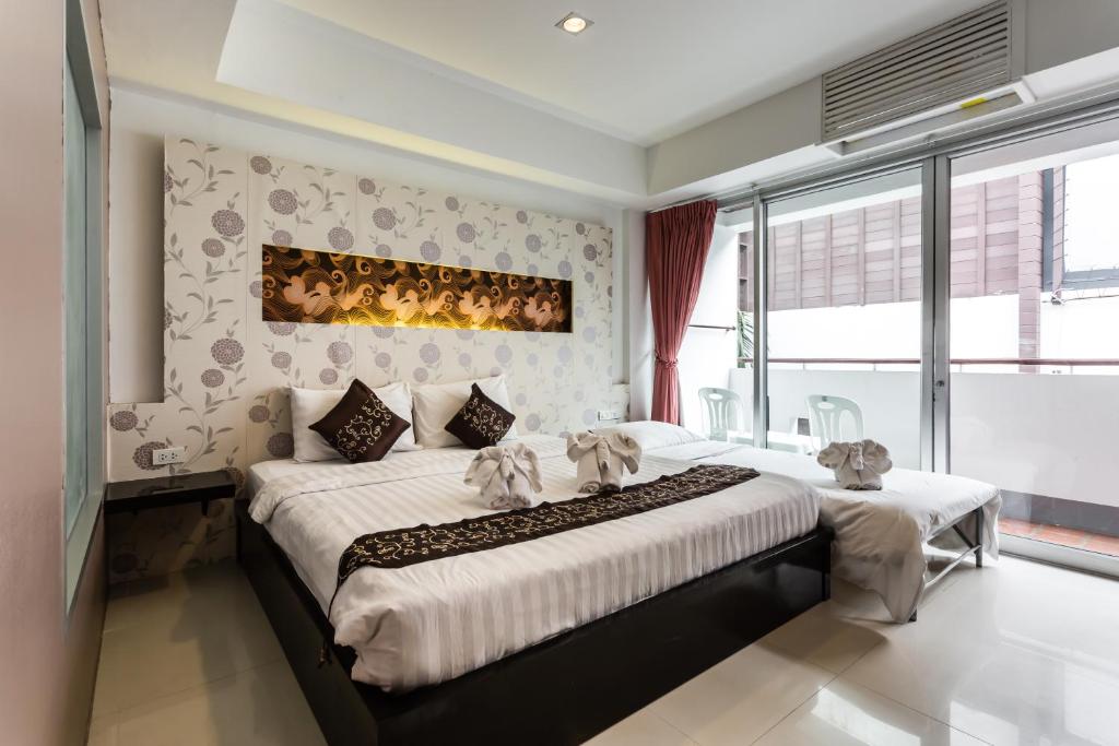 Семейный (Staycation Offer Deluxe Family Room + 10% Disc F&B), Курортный отель 7Q Resident