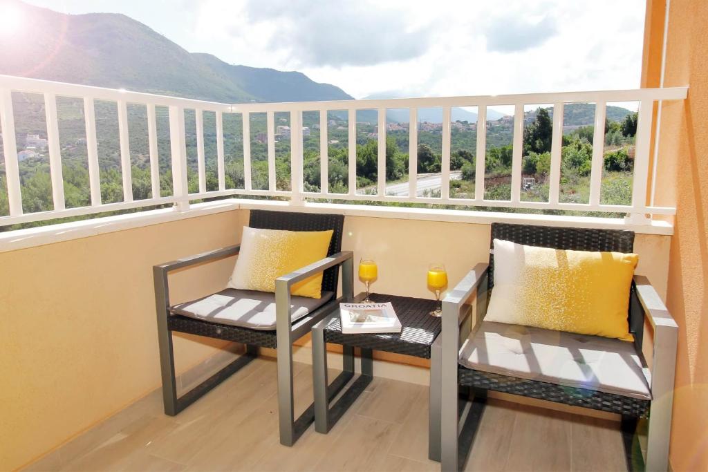 Bacan Family Apartments photo 1
