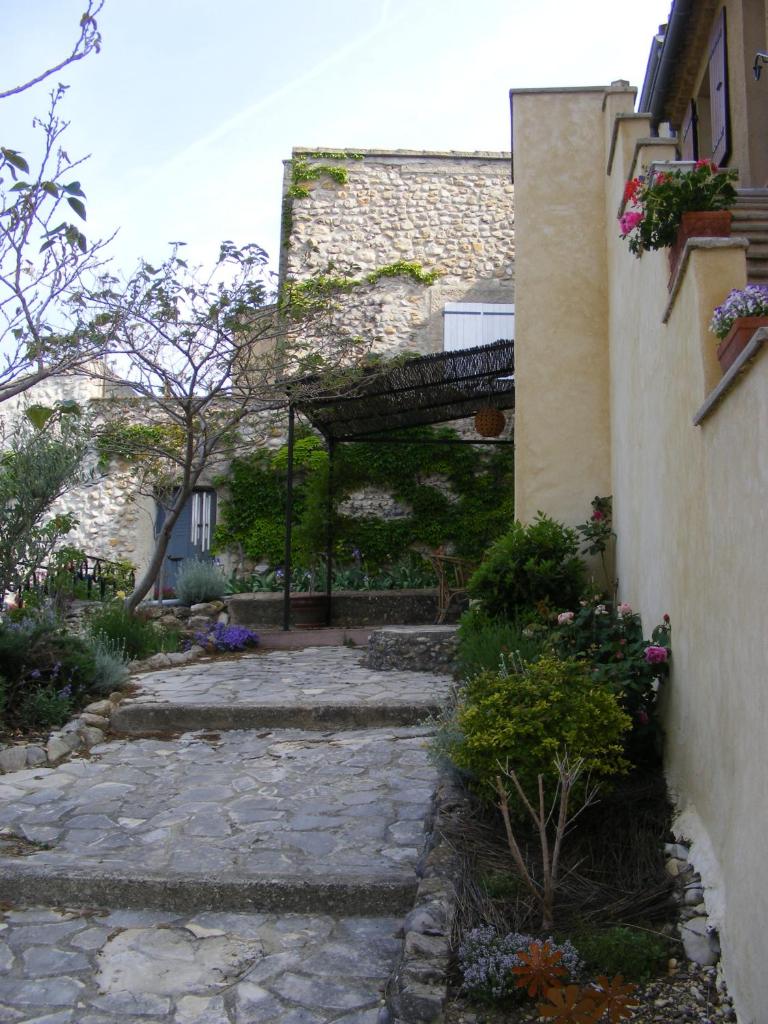 Grand Studio en Drôme Provencale photo 1