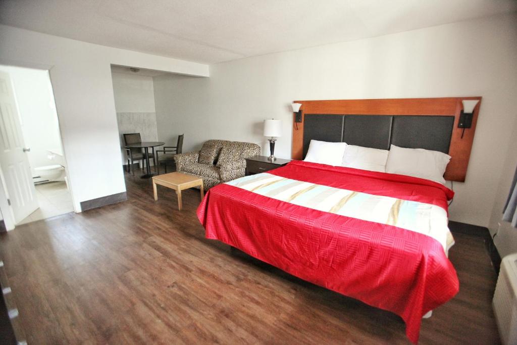 Best Budget Inn & Suites Kamloops photo 4
