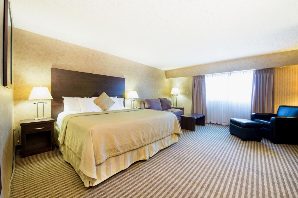 Victoria Inn Hotel & Convention Centre Brandon photo 1