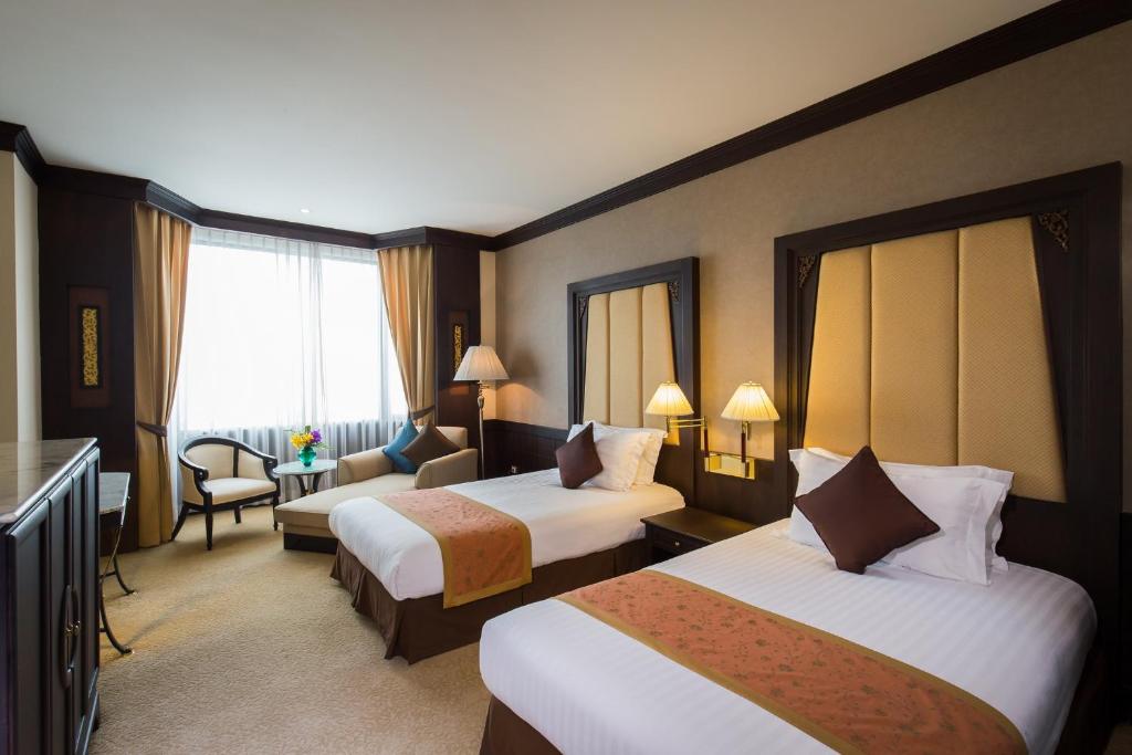 Сьюит (999 Chaophya Suite - Special Offer), Отель Chaophya Park Hotel, Bangkok