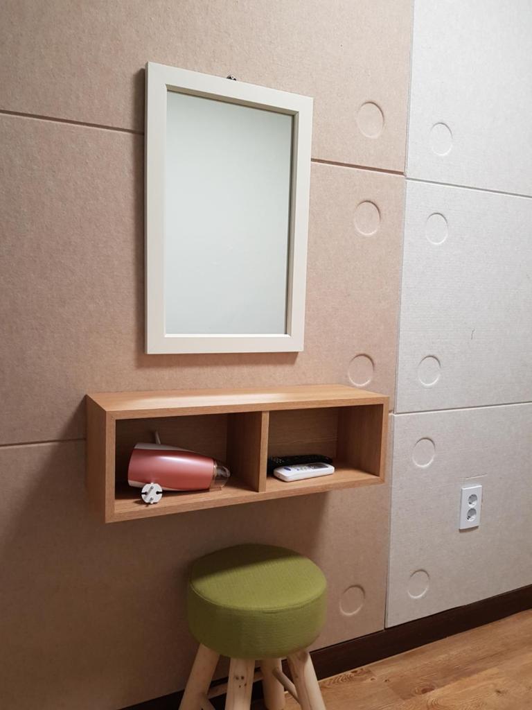 Одноместный (Одноместный номер с собственной ванной комнатой), Take 1 Guesthouse Hongdae