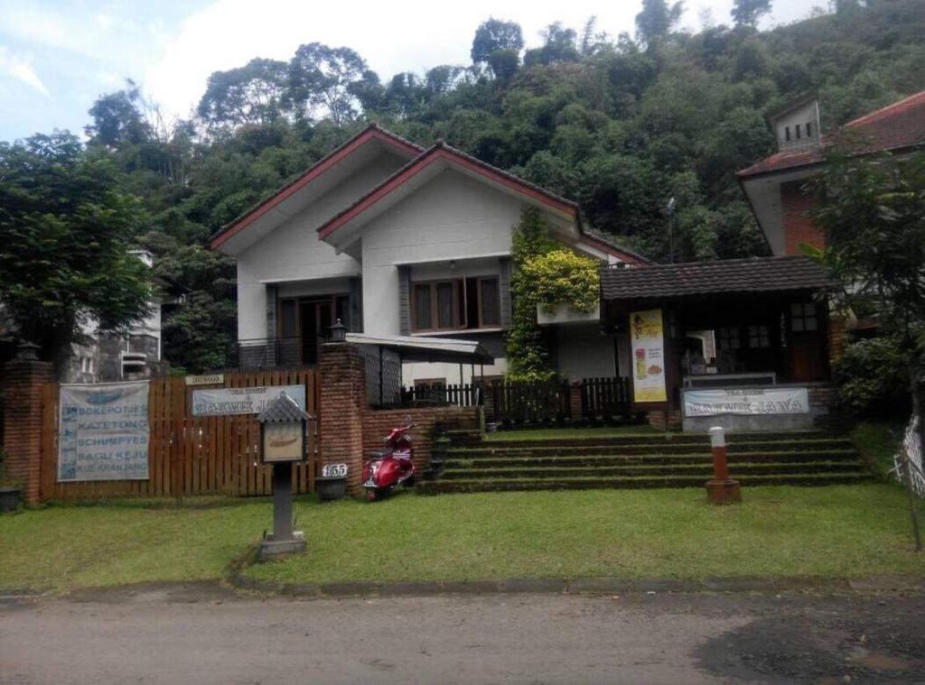 Villa Triniti Blok i-35 Room Type - Family Room